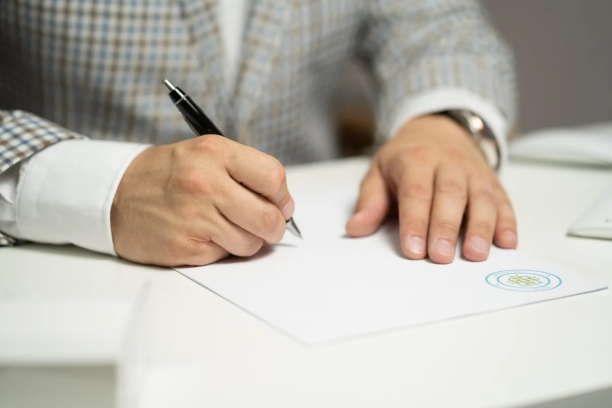 Comment résilier Basic Fit en 2026 : guide rapide et efficace